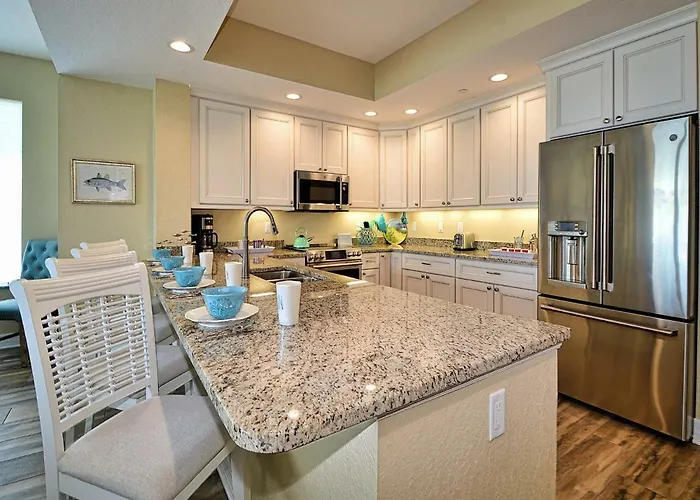 Sandpiper's Cove 303 Waterfront 3 Bedroom 2 Bathroom - Sandpiper's Cove 23146
