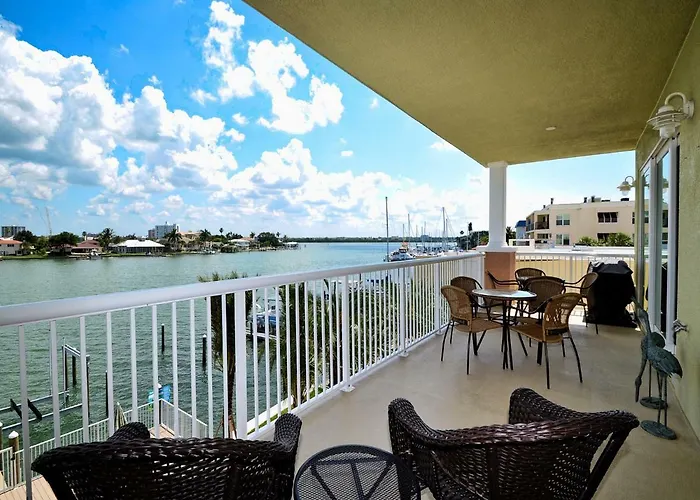 Sandpiper's Cove 303 Waterfront 3 Bedroom 2 Bathroom - Sandpiper's Cove 23146 Apartment Clearwater Beach