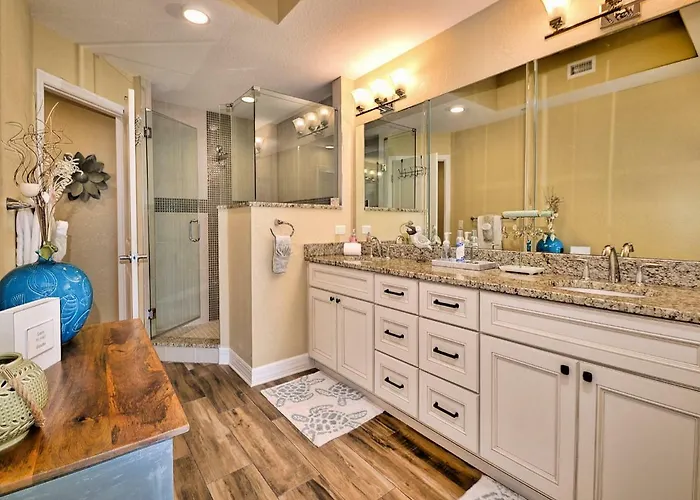 Sandpiper's Cove 303 Waterfront 3 Bedroom 2 Bathroom - Sandpiper's Cove 23146