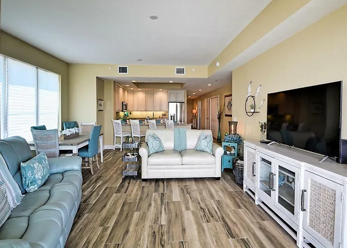 Sandpiper's Cove 303 Waterfront 3 Bedroom 2 Bathroom - Sandpiper's Cove 23146 Clearwater Beach