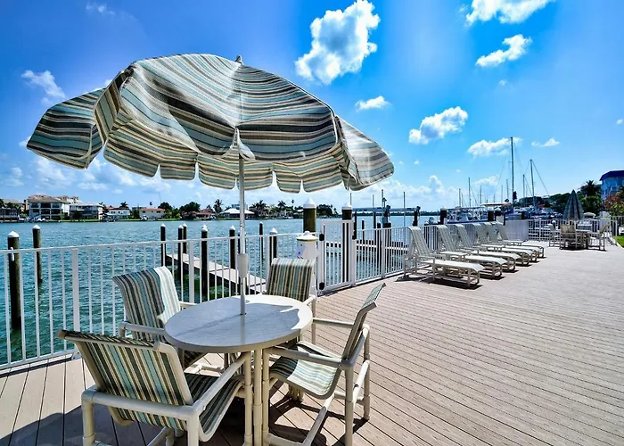 Sandpiper's Cove 303 Waterfront 3 Bedroom 2 Bathroom - Sandpiper's Cove 23146 Apartment Clearwater Beach